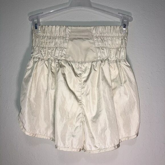 Free People FP Movement The Way Home High-Rise Pleated Shorts Size Medium - Picture 4 of 6